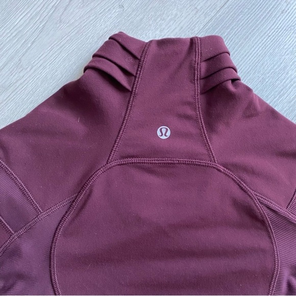 Lululemon Bhakti Yoga Jacket maroon - Picture 9 of 10